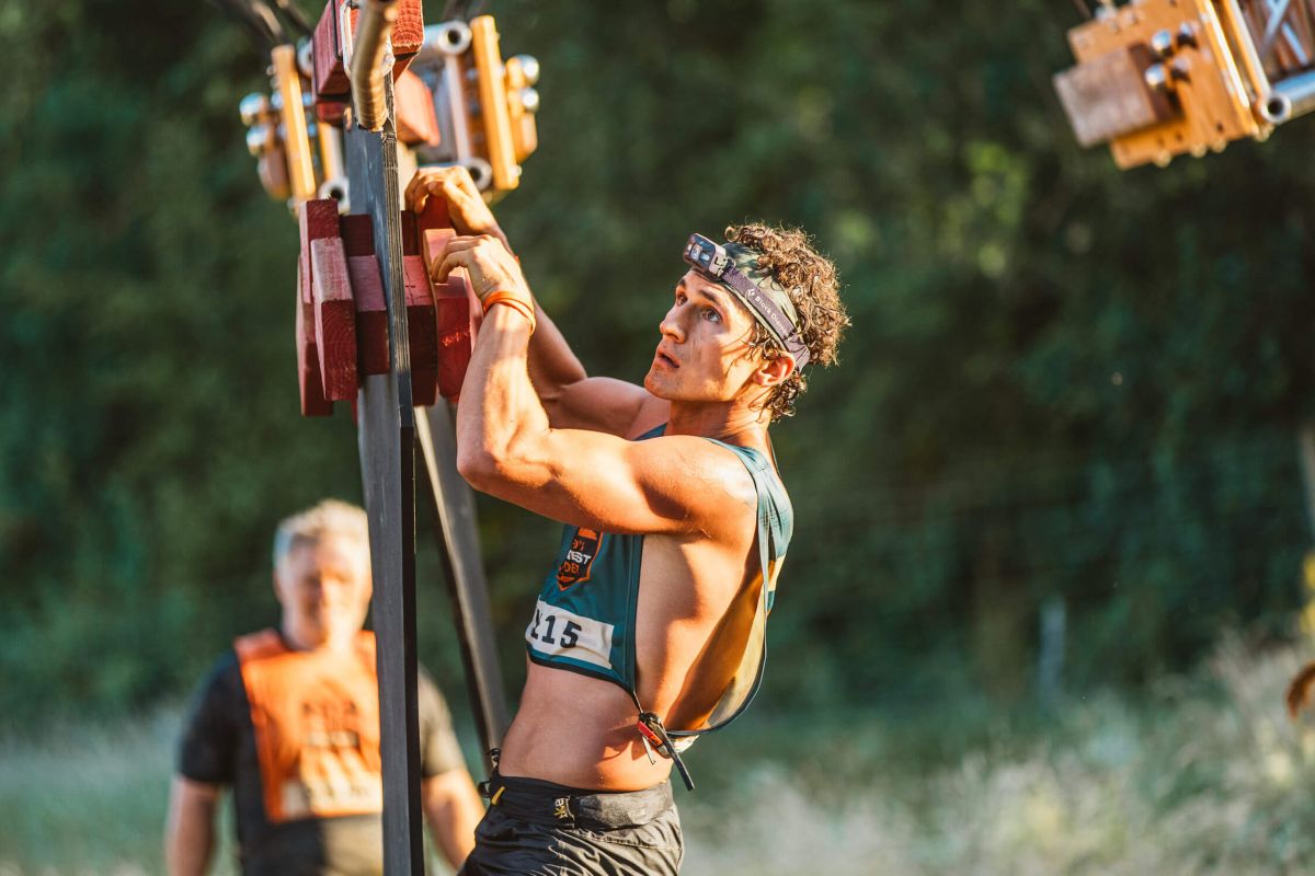 worlds toughest mudder terepsport climb