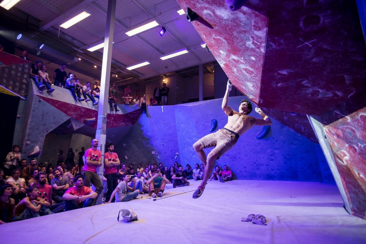 gravity boulder parade
