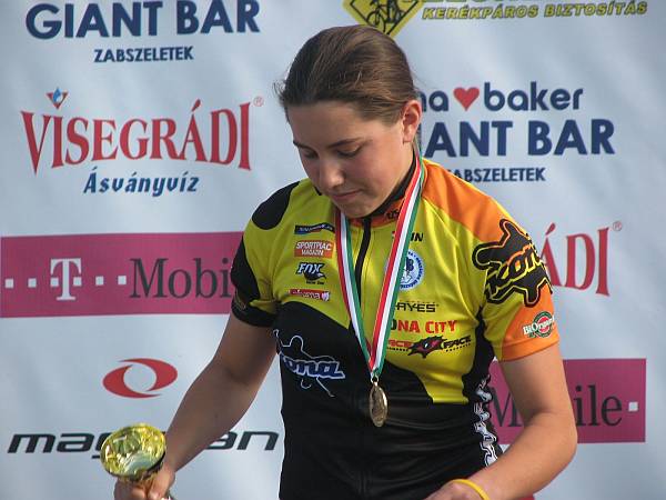 Interjú - Brogli Réka az Életfa és a X2S TEAM junior sportolója 