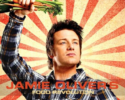Jamie Oliver csat&aacute;t nyert a hamburgeres h&uacute;spog&aacute;csa nagy&uuml;zemi gy&aacute;rt&oacute;i ellen