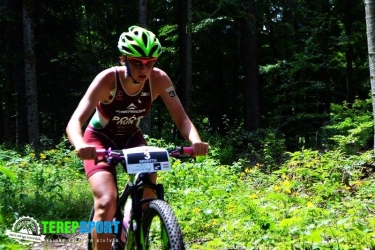 Tereptriatlon ranglista vezető helyen Po&oacute;r Brigitta