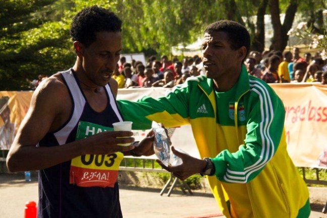  Haile Gebrselassie frissít