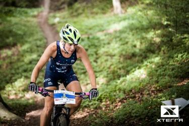 Po&oacute;r Brigitta extr&eacute;m tereptriatlon Eur&oacute;pa-bajnok lett D&aacute;ni&aacute;ban