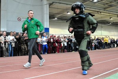 Magyar tűzszer&eacute;sz d&ouml;nt&ouml;tt meg egy k&uuml;l&ouml;nleges Guinness-rekordot